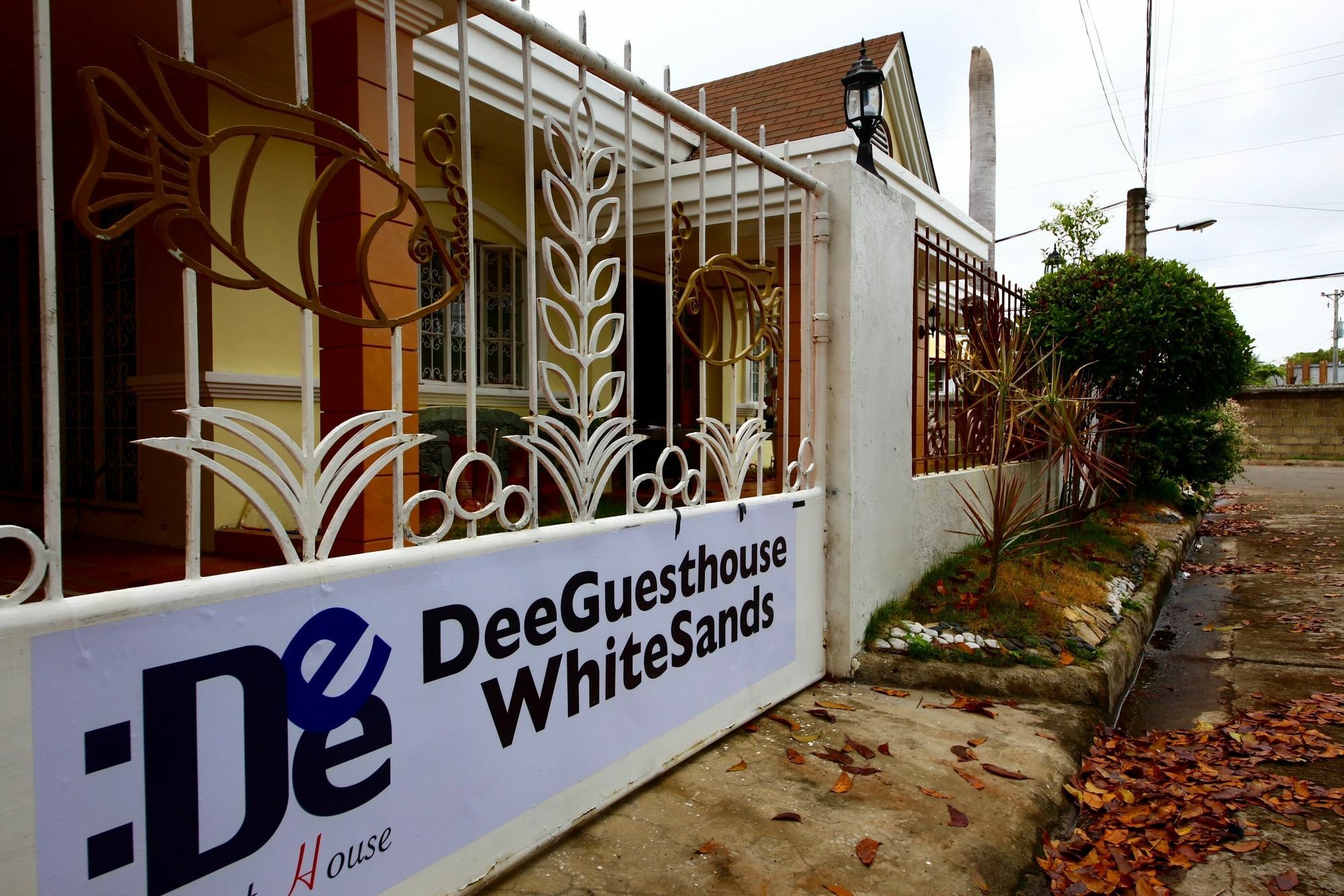 Dee Guesthouse White Sands Lapu-Lapu City Exteriér fotografie